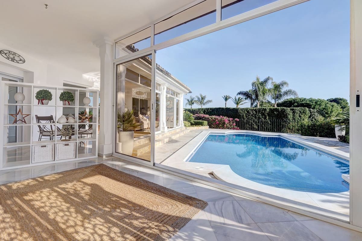 Chalet de 4 habitaciones en Mijas en venta con piscina garaje - 1.275.000 € (Ref: 9521667)