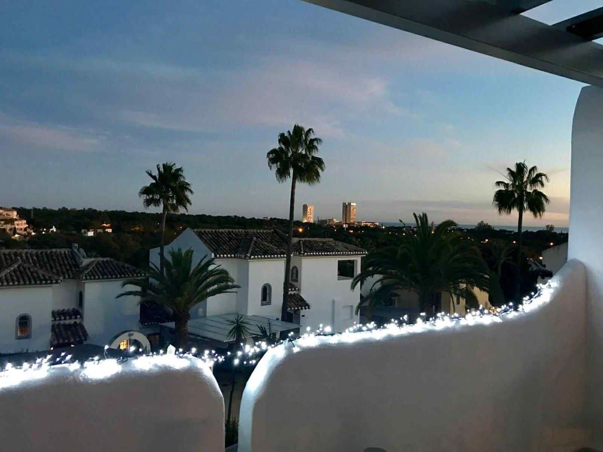 5 sovrum Villa till salu i Marbella med pool garage - 1 499 000 € (Ref: 9521669)