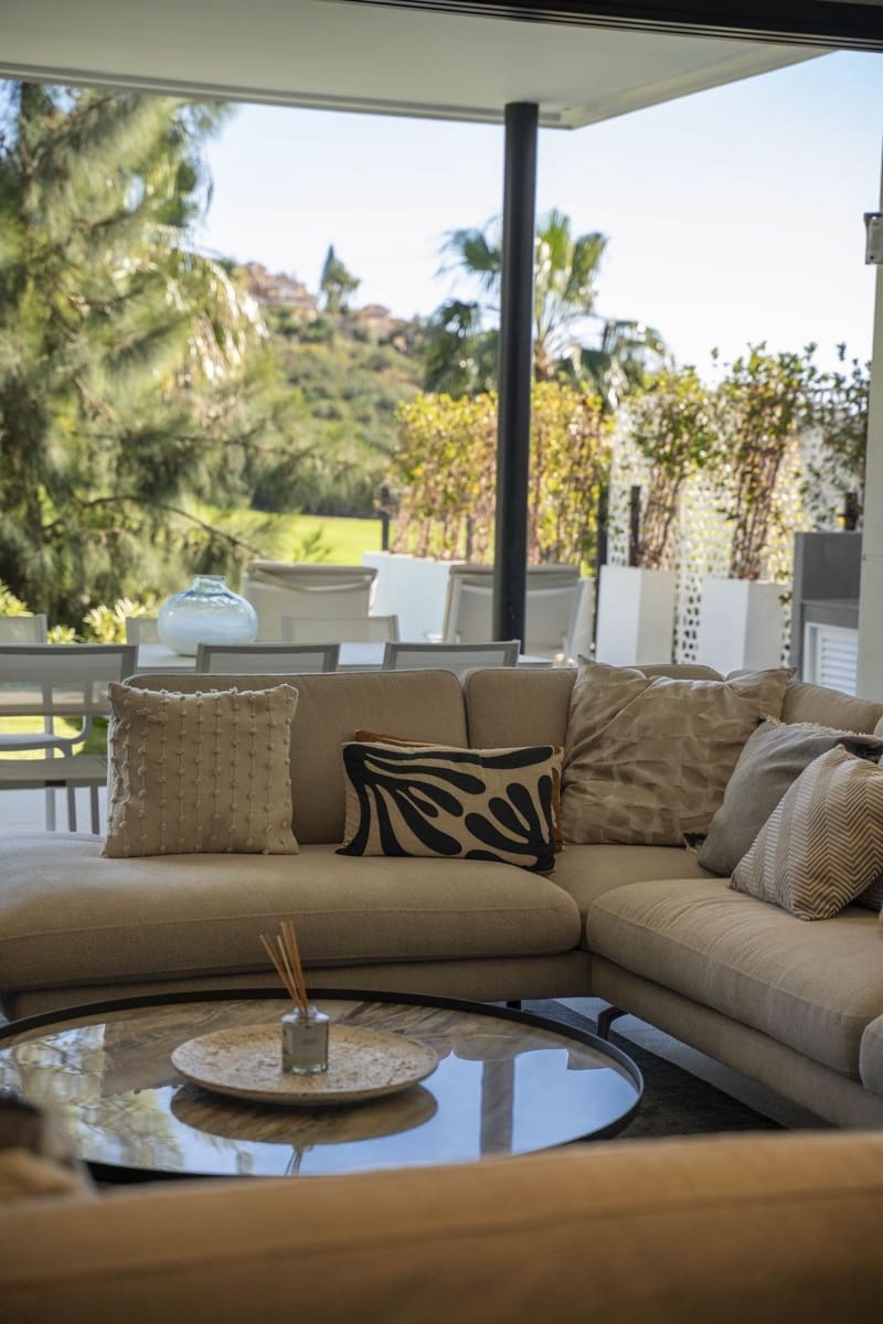 4 sypialnia Willa na sprzedaż w Marbella z basenem garażem - 2 450 000 € (Ref: 9521670)