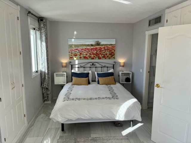 2 chambre Appartement à vendre à Las Brisas, Marbella avec piscine - 499 000 € (Ref: 9521671)