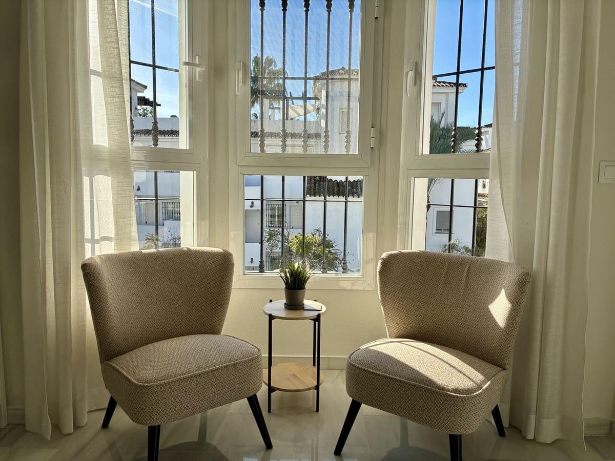 2 sovrum Lägenhet till salu i Marbella med pool - 499 000 € (Ref: 9521671)