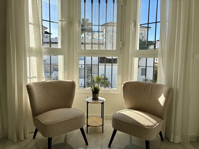 2 chambre Appartement à vendre à Las Brisas, Marbella avec piscine - 499 000 € (Ref: 9521671)