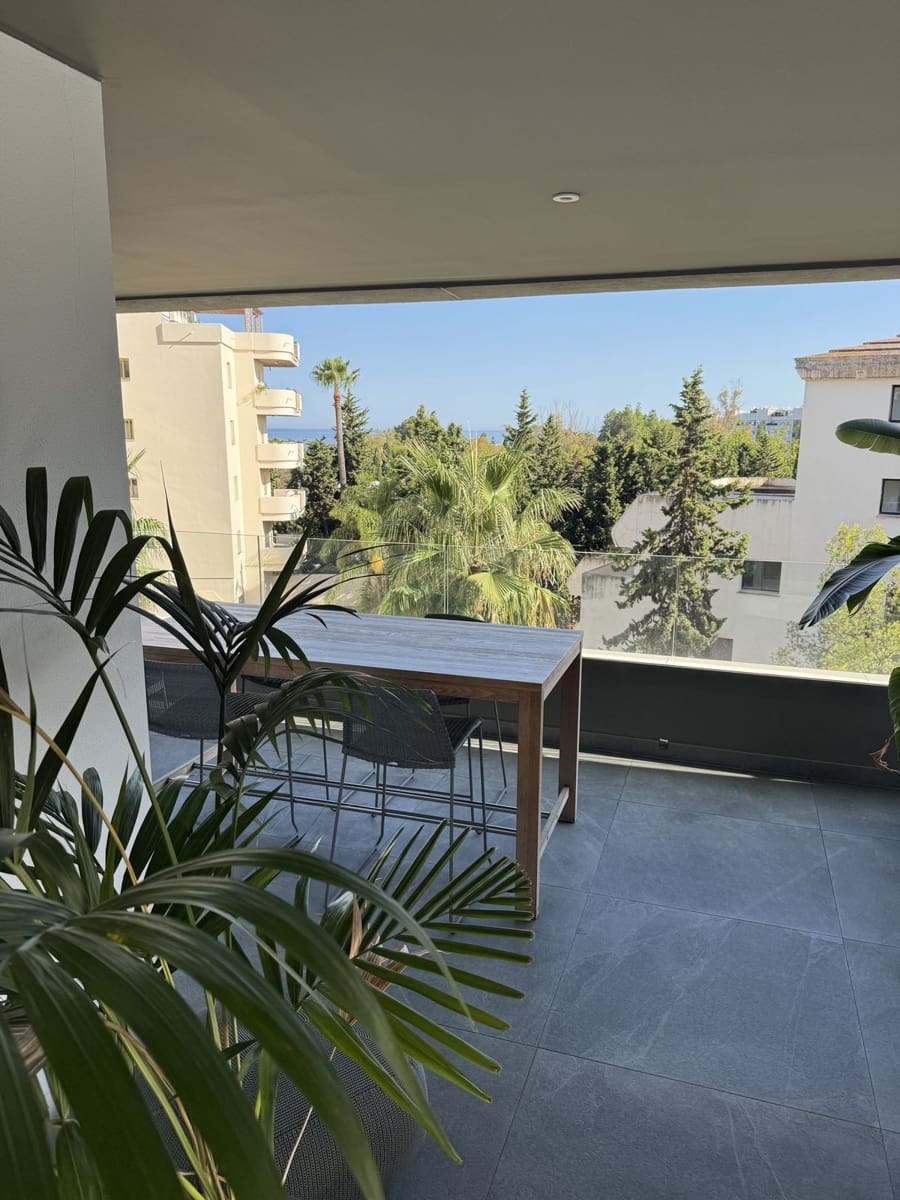 3 soveværelse Lejlighed til salg i Marbella med swimmingpool - € 1.195.000 (Ref: 9521957)