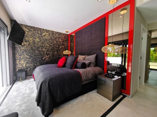 5 sovrum Villa till salu i El Rosario, Marbella med pool garage - 5 475 000 € (Ref: 9521958)