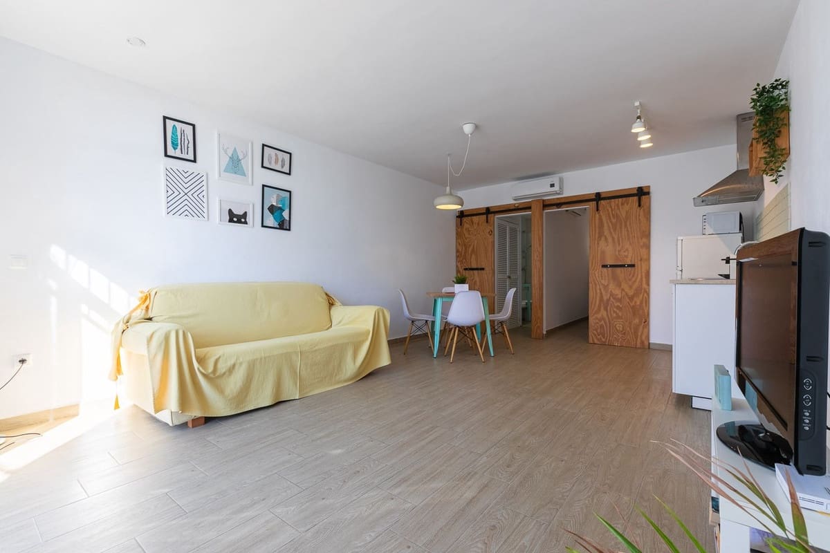 Piso de 1 habitación en Mijas en venta con piscina - 259.000 € (Ref: 9521961)