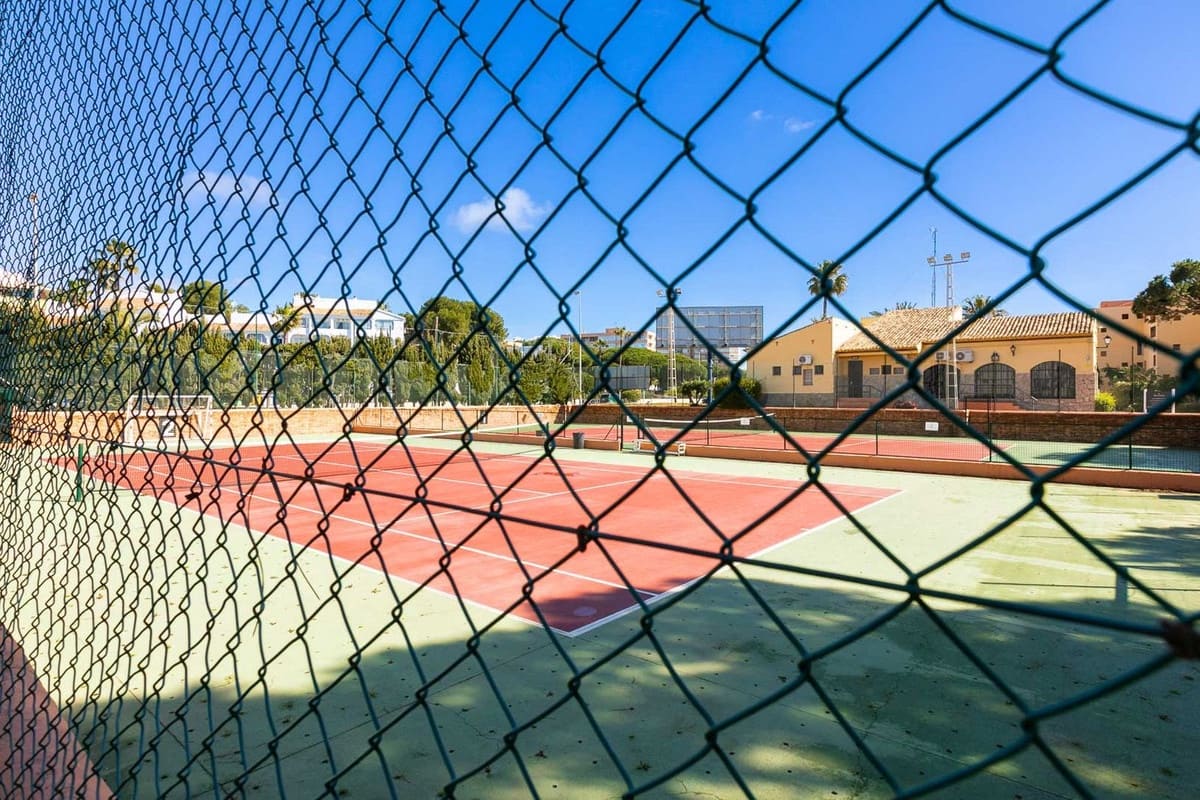 Piso de 1 habitación en Mijas en venta con piscina - 259.000 € (Ref: 9521961)