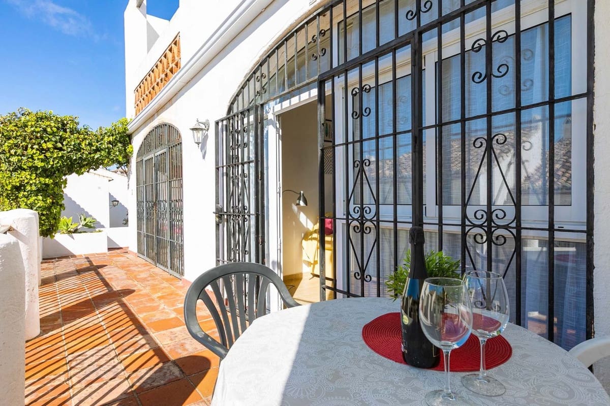 Piso de 1 habitación en Mijas en venta con piscina - 259.000 € (Ref: 9521961)