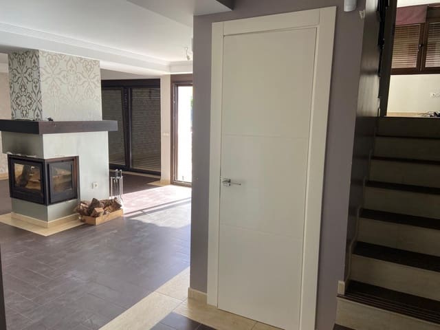 4 soverom Leilighet til salgs i Centro, Estepona med svømmebasseng - € 397 000 (Ref: 9521963)