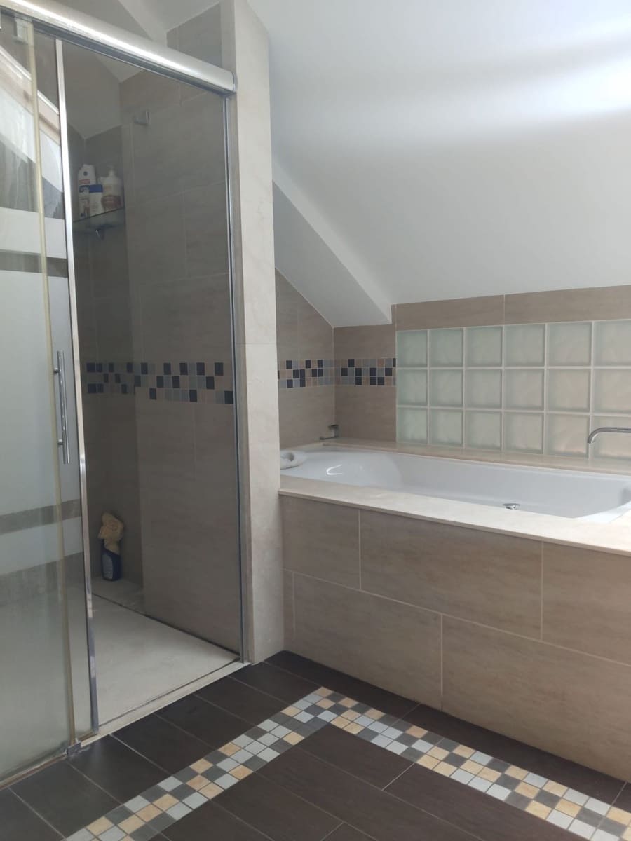 4 soverom Leilighet til salgs i Estepona med svømmebasseng - € 397 000 (Ref: 9521963)