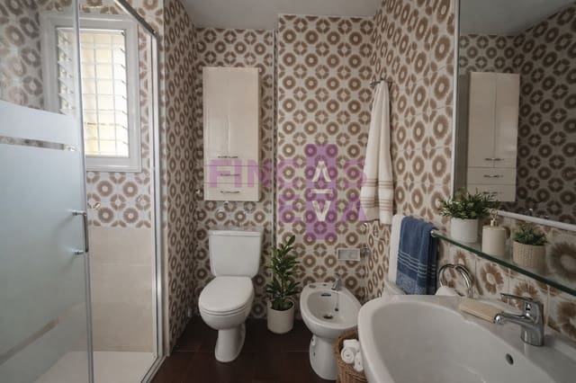 3 soveværelse Lejlighed til salg i El Fort Pienc, Barcelona by - € 471.000 (Ref: 9523071)