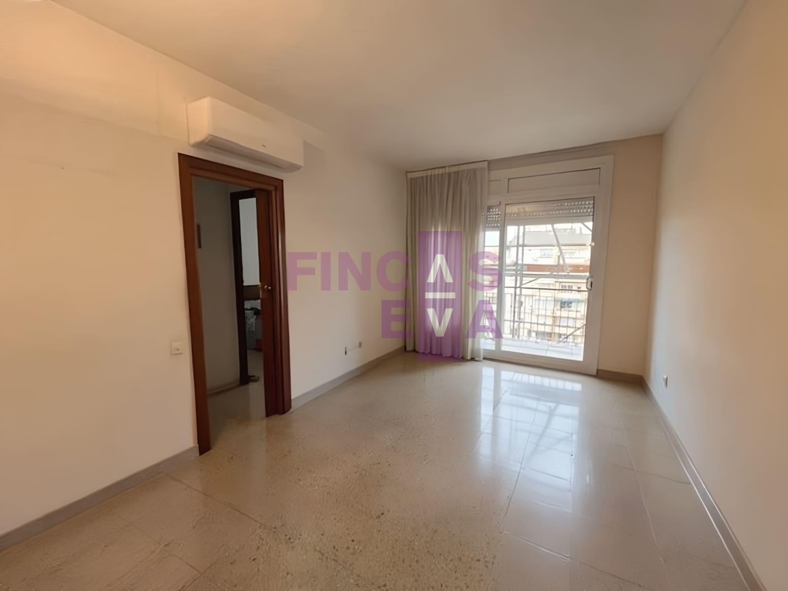 3 soveværelse Lejlighed til salg i Barcelona by - € 471.000 (Ref: 9523071)