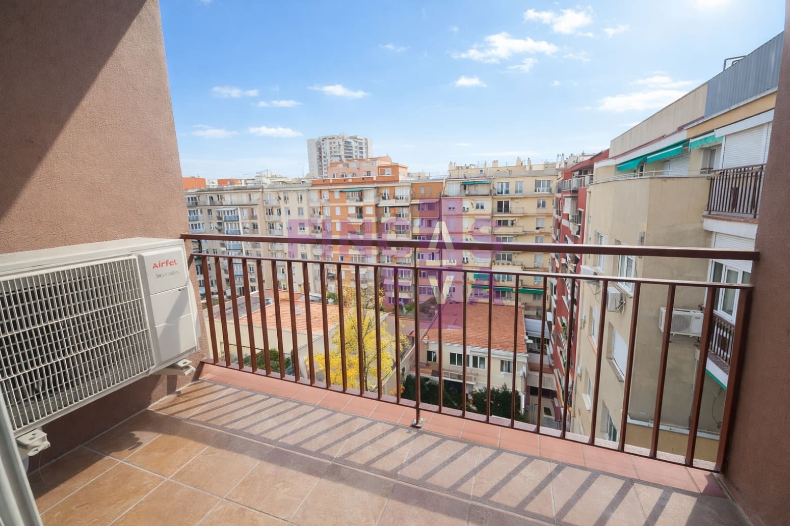 3 soveværelse Lejlighed til salg i Barcelona by - € 471.000 (Ref: 9523071)