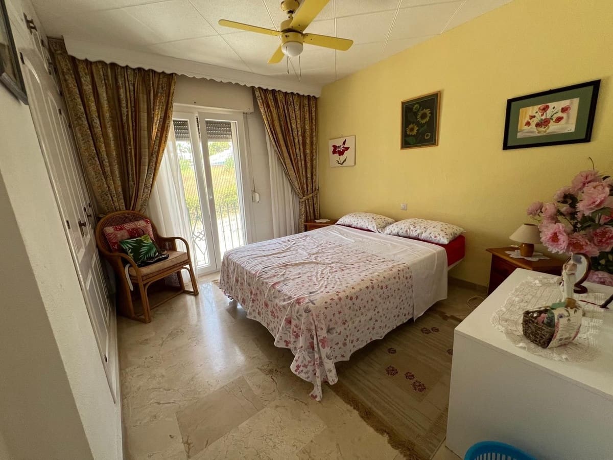 3 bedroom Villa for sale in Atalaya-Isdabe with pool - € 430,000 (Ref: 9523494)