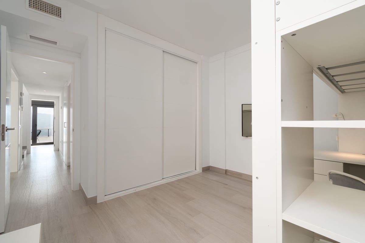 4 sypialnia Willa na sprzedaż w Ojen z basenem garażem - 649 950 € (Ref: 9523496)