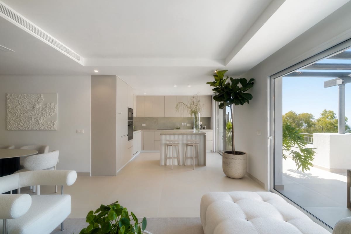 Piso de 3 habitaciones en Benahavís en venta con piscina garaje - 1.500.000 € (Ref: 9523497)