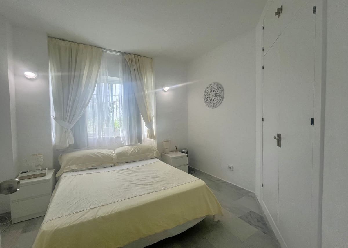 2 sovrum Lägenhet till salu i Mijas med pool garage - 275 000 € (Ref: 9523498)