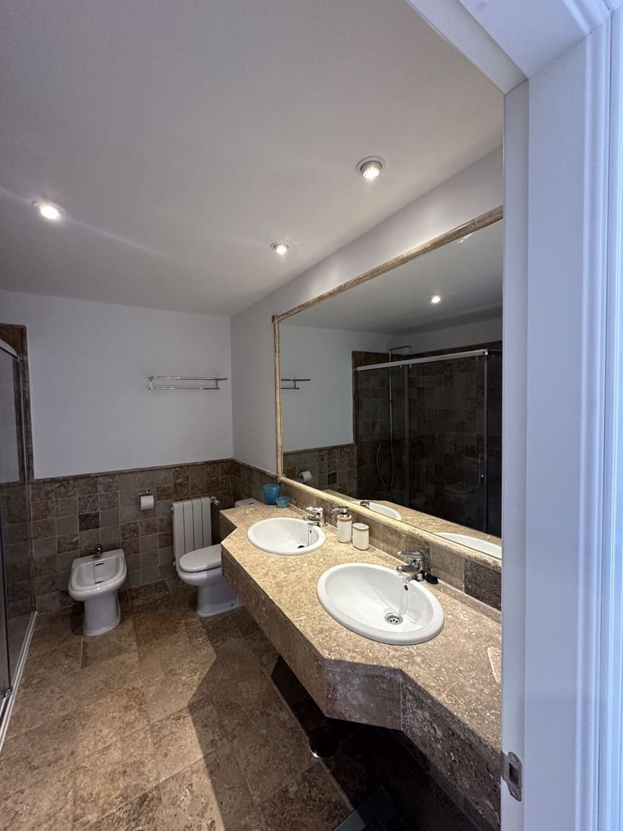 3 sovrum Lägenhet till salu i Benahavis med pool garage - 1 125 000 € (Ref: 9523499)