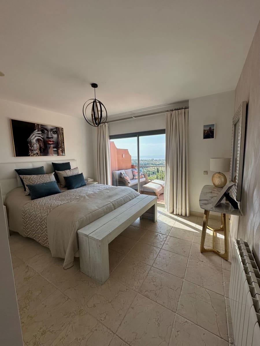 3 sovrum Lägenhet till salu i Benahavis med pool garage - 1 125 000 € (Ref: 9523499)