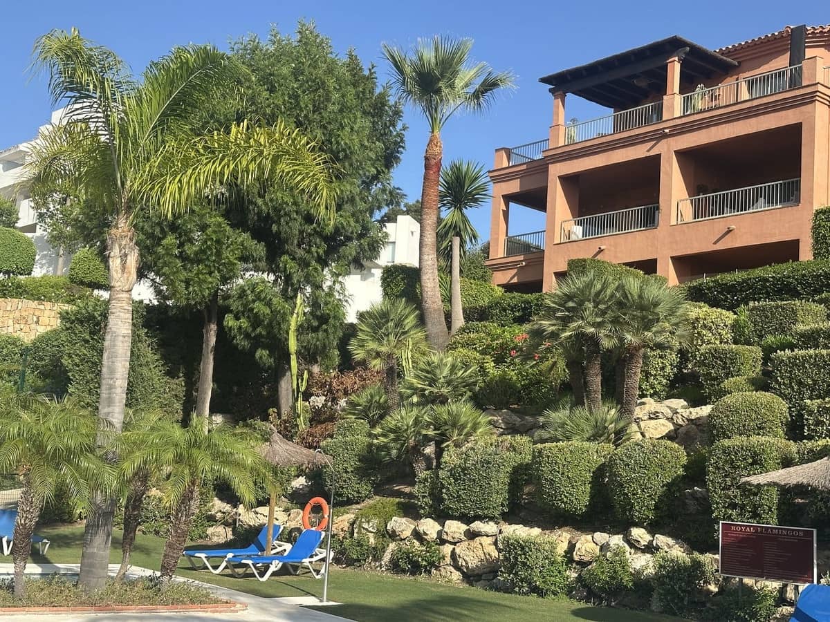 3 sovrum Lägenhet till salu i Benahavis med pool garage - 1 125 000 € (Ref: 9523499)