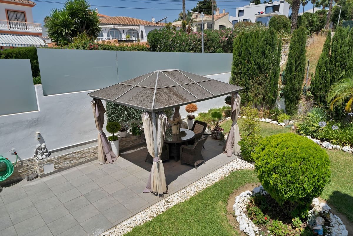 3 sovrum Villa till salu i Buenas Noches med pool garage - 1 150 000 € (Ref: 9523502)