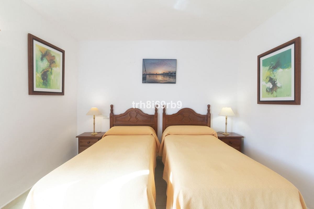 Piso de 2 habitaciones en El Paraiso en venta con piscina garaje - 285.000 € (Ref: 9525817)