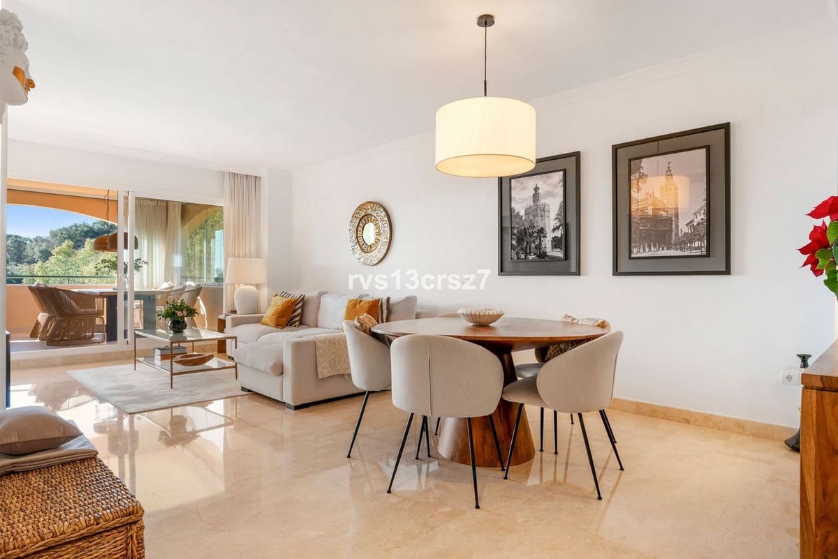 3 bedroom Flat for sale in Marbella with pool garage - € 569,000 (Ref: 9525818)