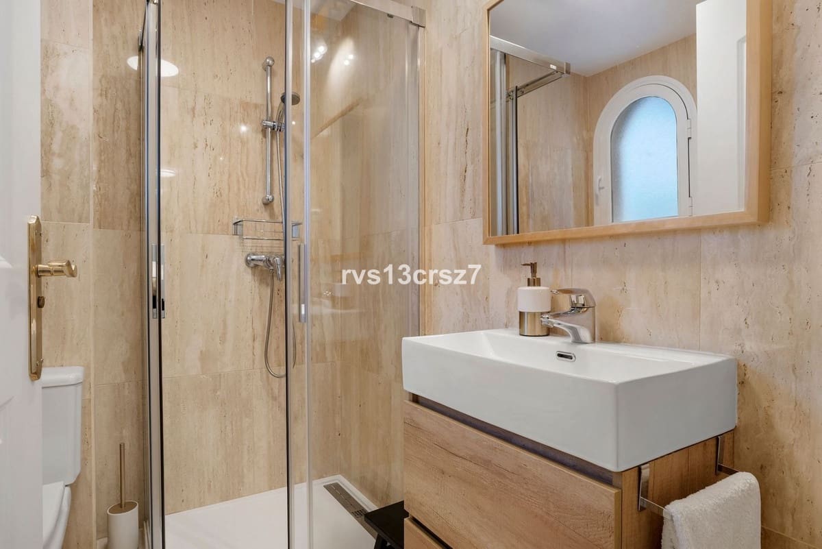 3 bedroom Flat for sale in Marbella with pool garage - € 569,000 (Ref: 9525818)