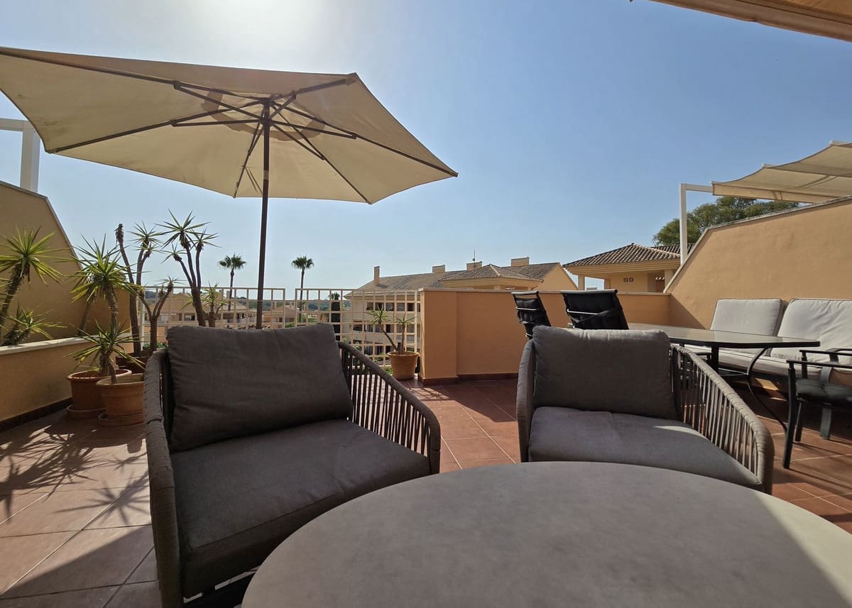 2 bedroom Flat for sale in Marbella with pool garage - € 419,000 (Ref: 9525819)