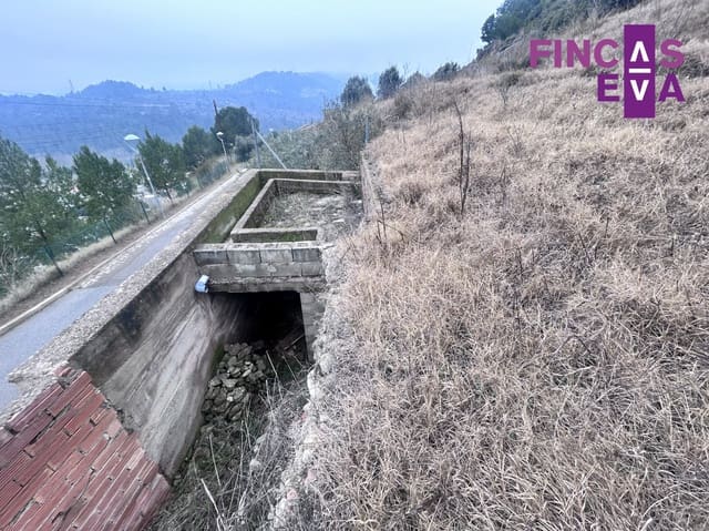 Building Plot for sale in Barcelona city - € 59,000 (Ref: 9528961)