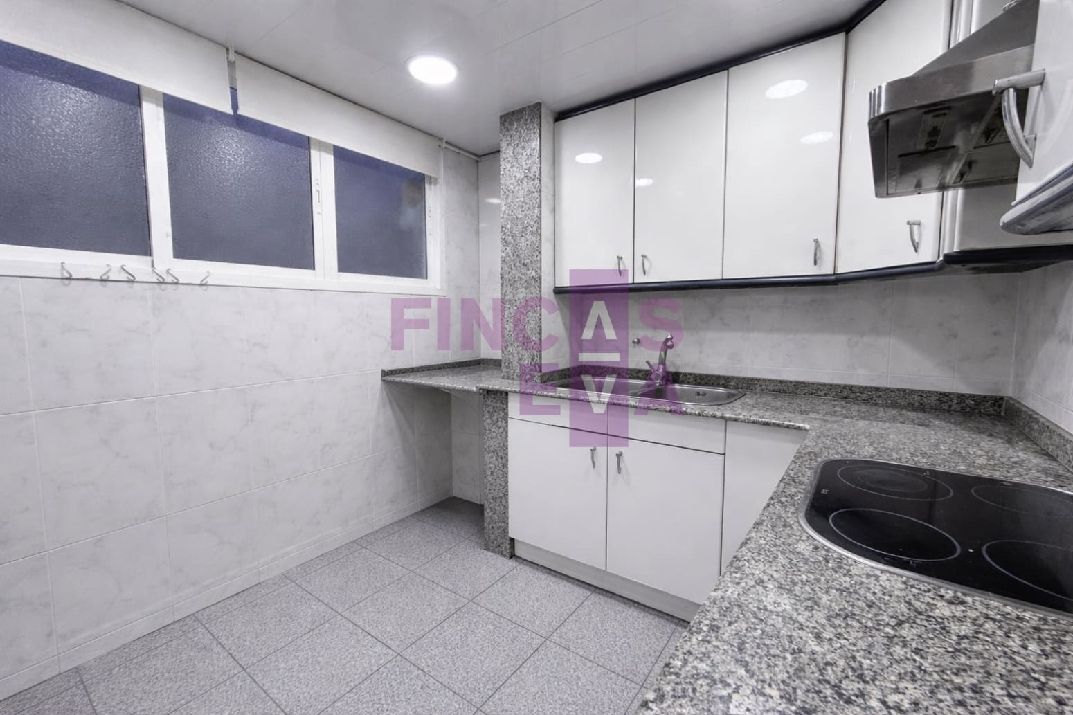 4 sypialnia Mieszkanie na sprzedaż w Miasto Barcelona - 515 000 € (Ref: 9528962)