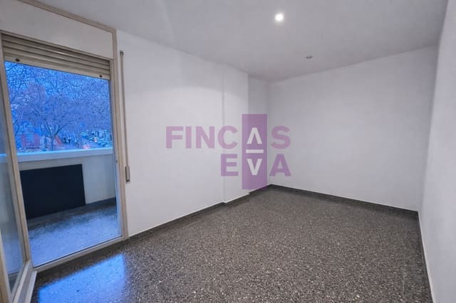 4 soveværelse Lejlighed til salg i La Verneda i La Pau, Barcelona by - € 515.000 (Ref: 9528962)
