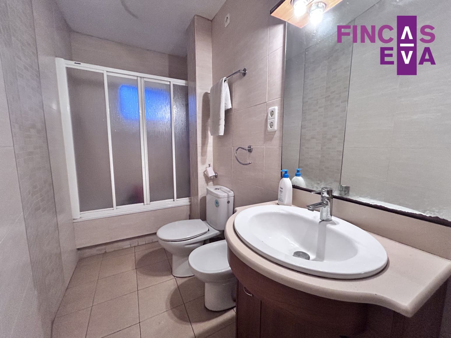 4 sypialnia Mieszkanie na sprzedaż w Miasto Barcelona - 515 000 € (Ref: 9528962)