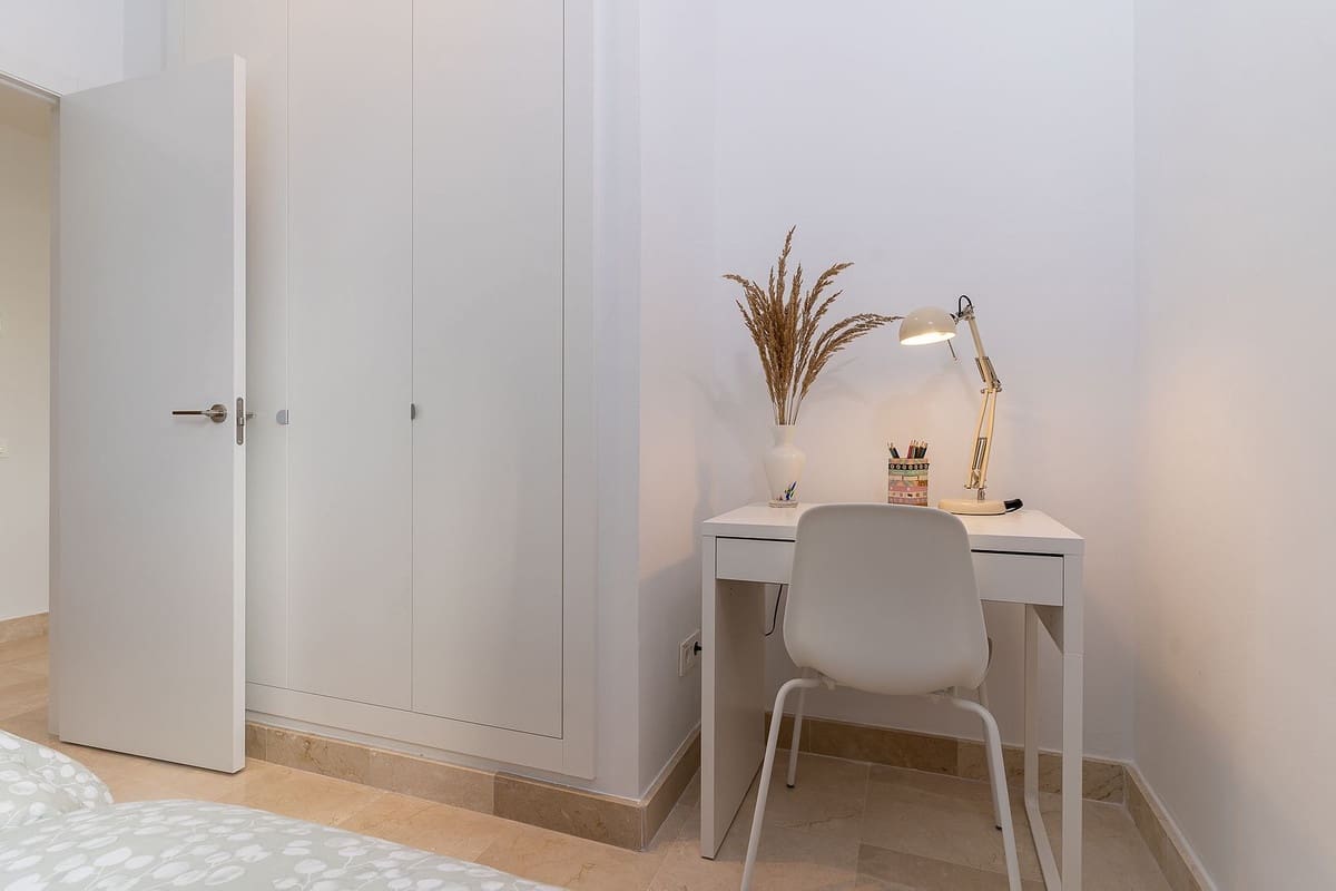 Piso de 3 habitaciones en El Paraiso en venta con piscina garaje - 575.000 € (Ref: 9529096)