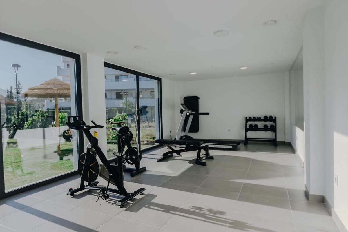 2 makuuhuone Asunto myytävänä paikassa New Golden Mile mukana uima-altaan 
autotalli - 450 000 € (Ref: 9532537)