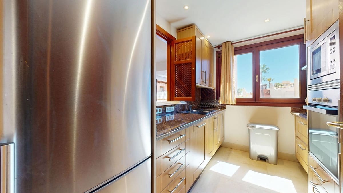 2 soveværelse Lejlighed til salg i New Golden Mile - € 545.000 (Ref: 9532539)