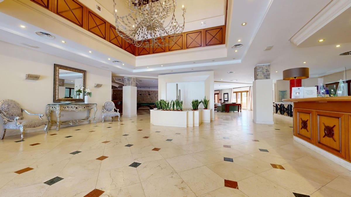 2 soveværelse Lejlighed til salg i New Golden Mile - € 545.000 (Ref: 9532539)