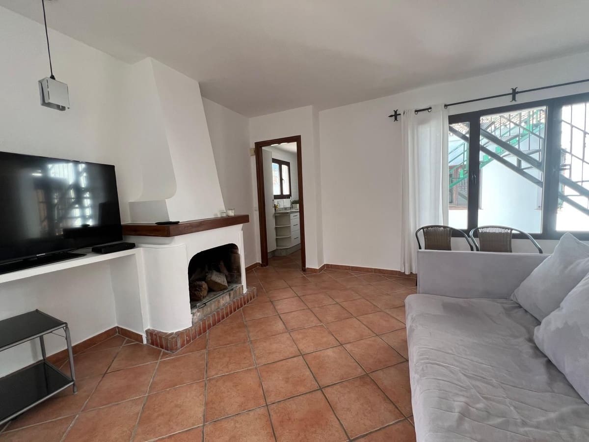 2 quarto Apartamento para venda em El Paraiso com piscina - 335 000 € (Ref: 9532542)