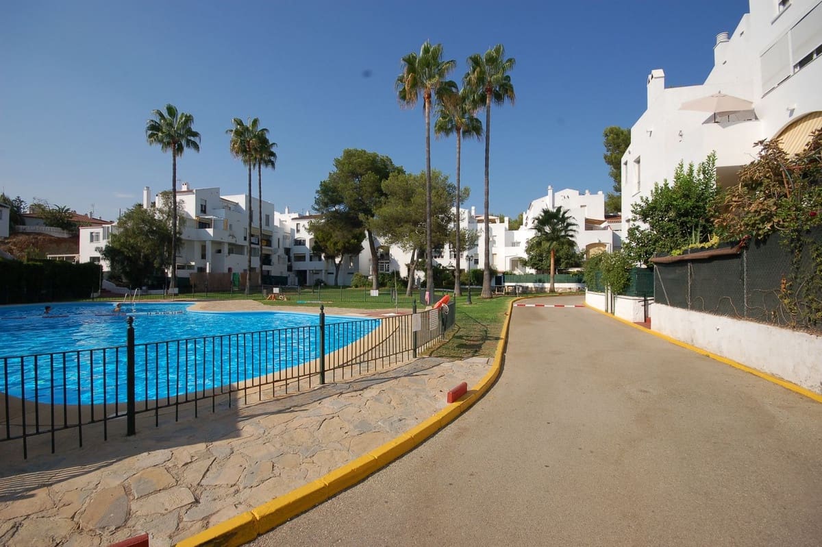 3 quarto Apartamento para venda em Marbella com piscina - 425 000 € (Ref: 9532543)