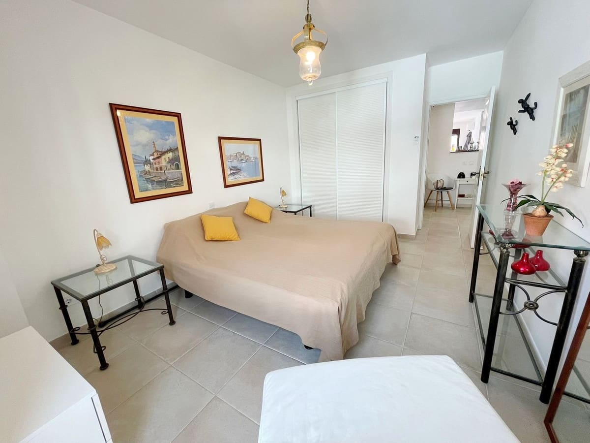 3 sovrum Lägenhet till salu i Marbella med pool garage - 575 000 € (Ref: 9532545)