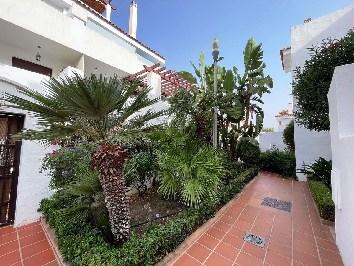 3 sovrum Lägenhet till salu i Marbella med pool garage - 575 000 € (Ref: 9532545)