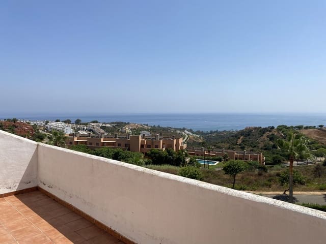 Chalet de 3 habitaciones en San Luis de Sabinillas, Manilva en venta con piscina garaje - 449.000 € (Ref: 9532546)