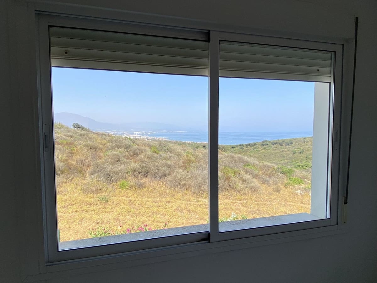 Chalet de 3 habitaciones en Manilva en venta con piscina garaje - 449.000 € (Ref: 9532546)