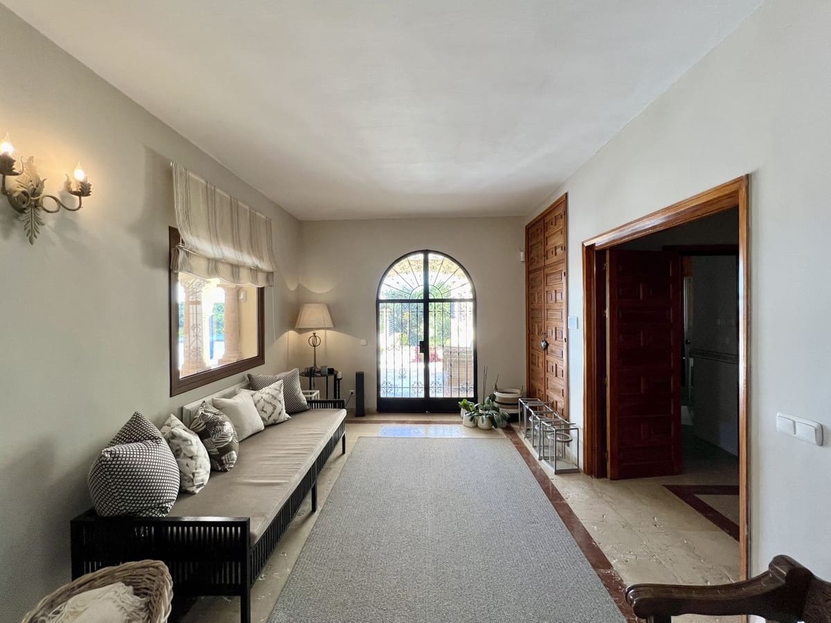 4 quarto Moradia para venda em Marbella com piscina garagem - 3 600 000 € (Ref: 9532547)