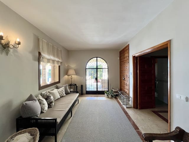 4 quarto Moradia para venda em Santa María, Marbella com piscina garagem - 3 600 000 € (Ref: 9532547)