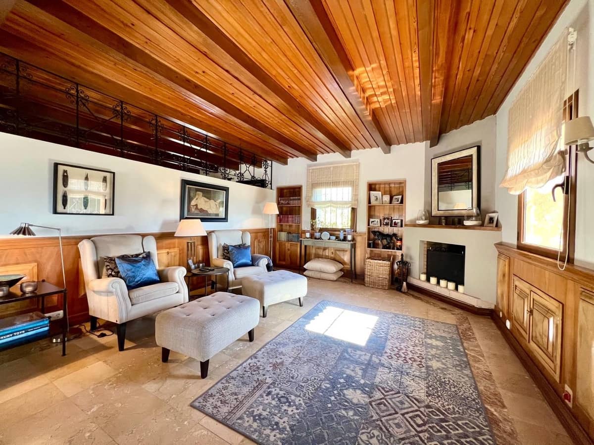 4 quarto Moradia para venda em Marbella com piscina garagem - 3 600 000 € (Ref: 9532547)