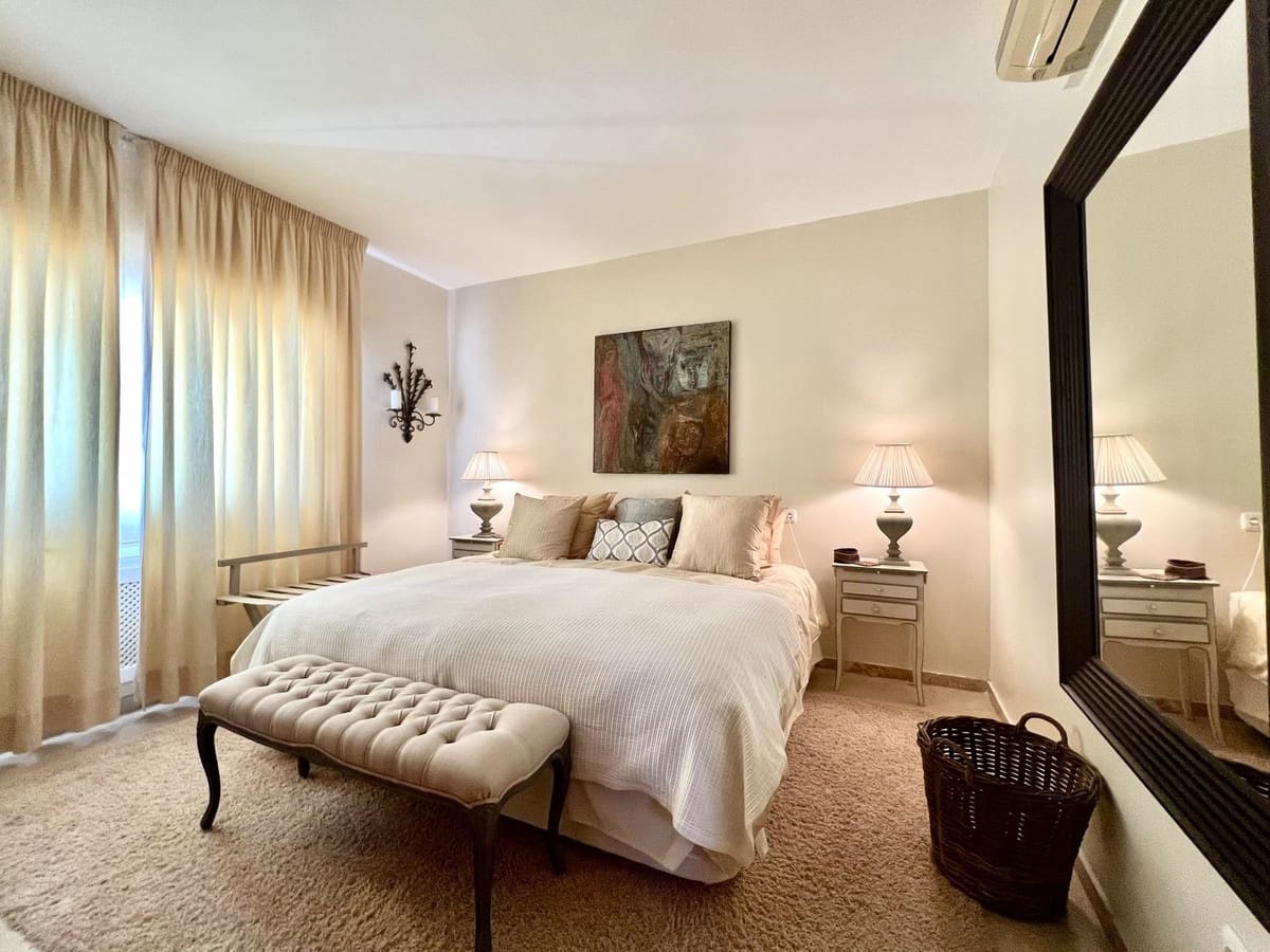 4 quarto Moradia para venda em Marbella com piscina garagem - 3 600 000 € (Ref: 9532547)