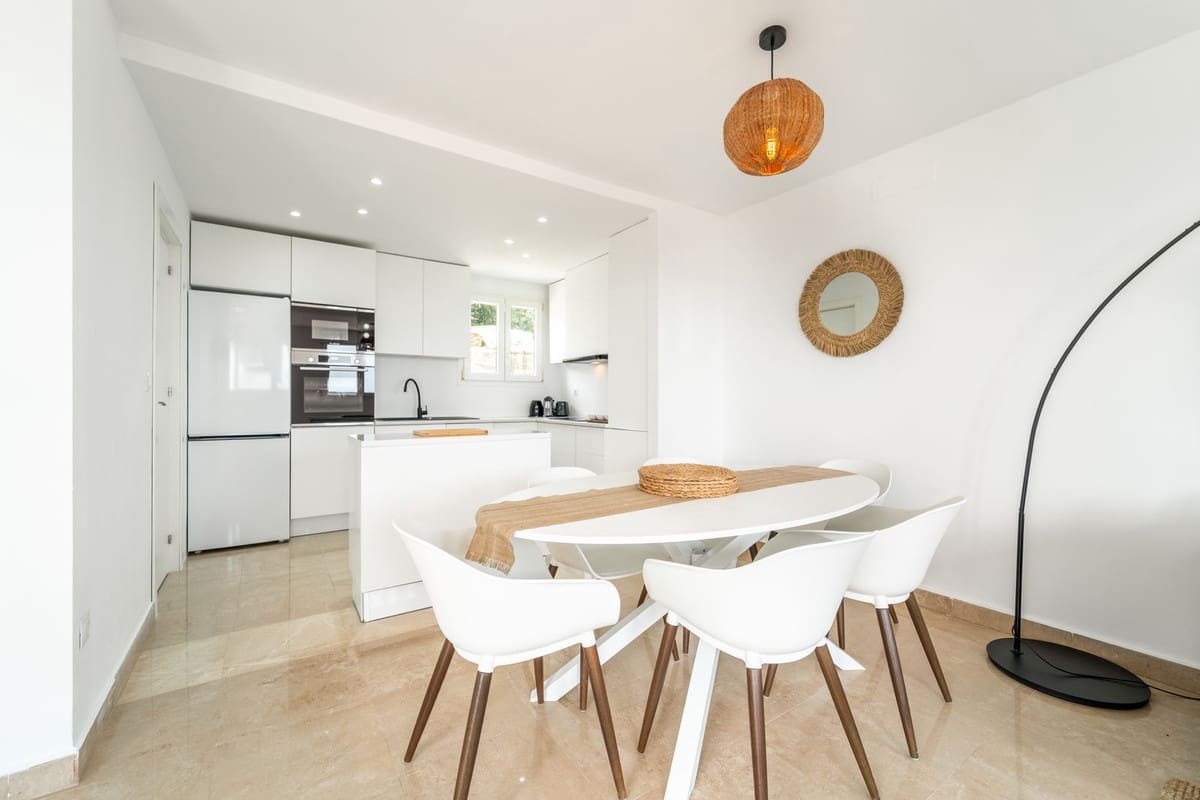 3 sovrum Lägenhet till salu i Manilva med pool - 399 000 € (Ref: 9532551)