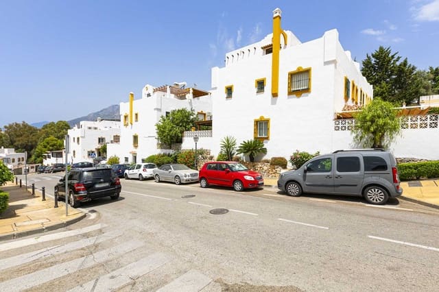 4 soverom Villa til salgs i Bello Horizonte - Lindasol, Marbella med svømmebasseng - € 550 000 (Ref: 9532553)