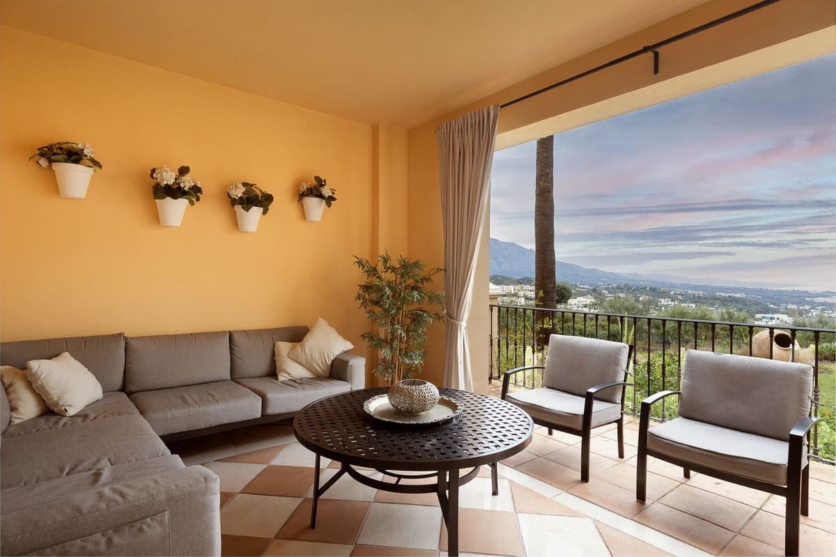 2 sypialnia Mieszkanie na sprzedaż w Benahavis z basenem - 895 000 € (Ref: 9532554)