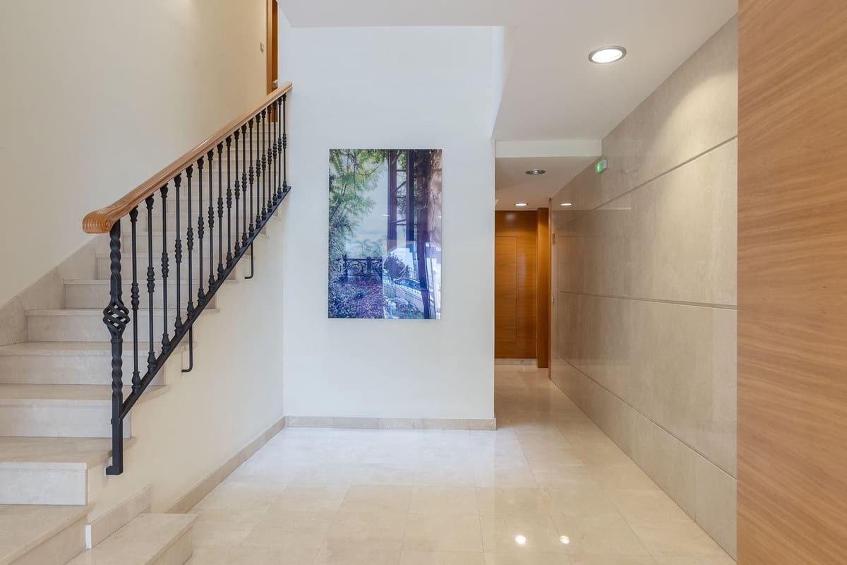 2 sypialnia Mieszkanie na sprzedaż w Benahavis z basenem - 895 000 € (Ref: 9532554)